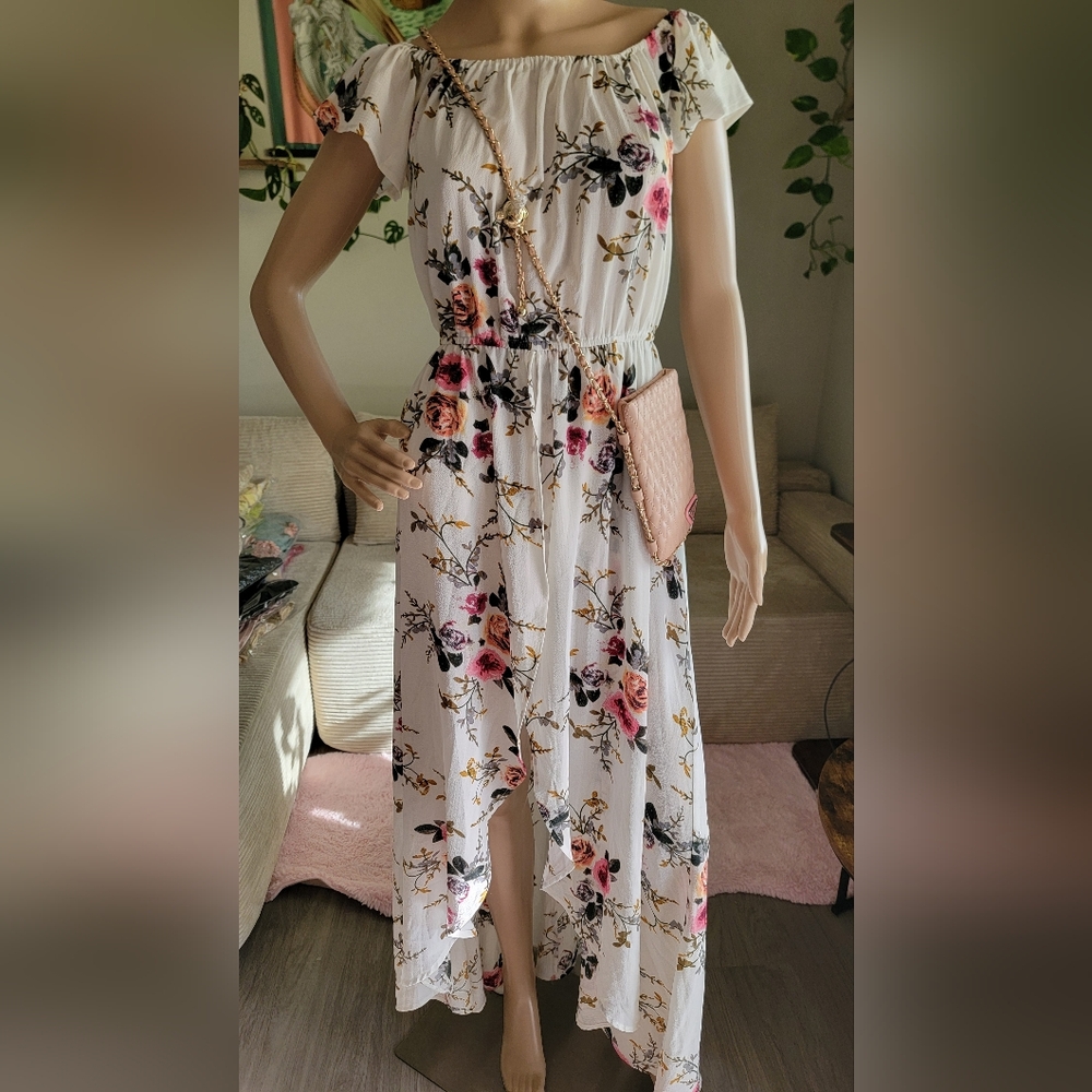 Forever21 Lovely Floral White Romper Dress